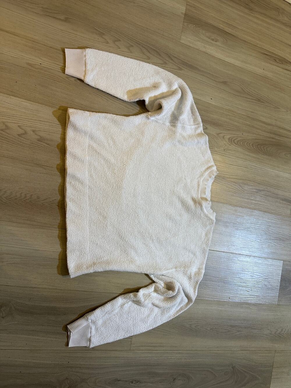 perfectwhitetee Sumer Boucle Sweatshirt Womens Small White Cropped